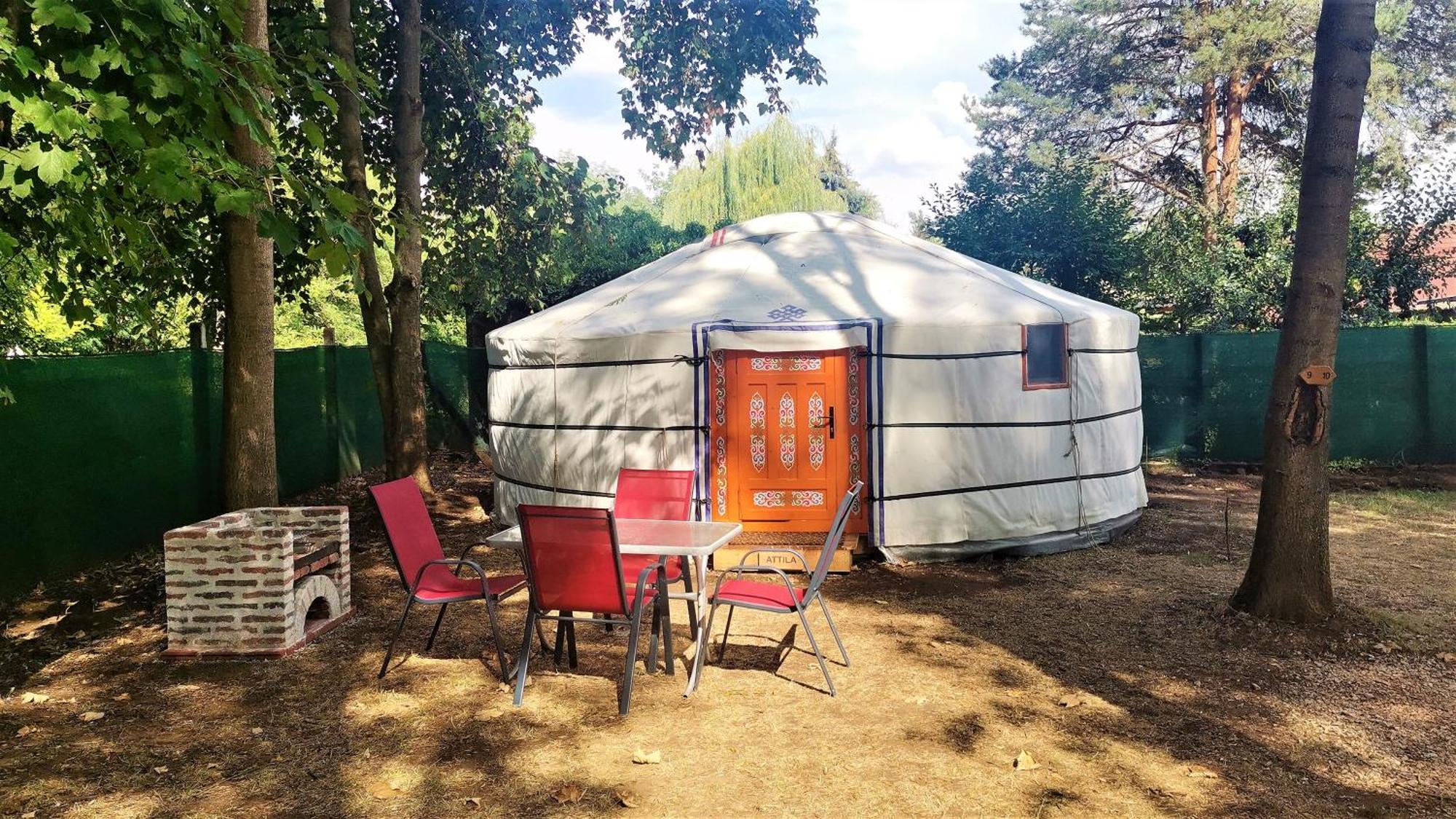 Oeko Es Glamping Tiszadada